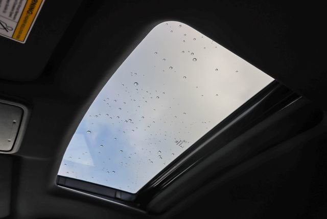 Used 2025 Honda Ridgeline Black Edition image 27