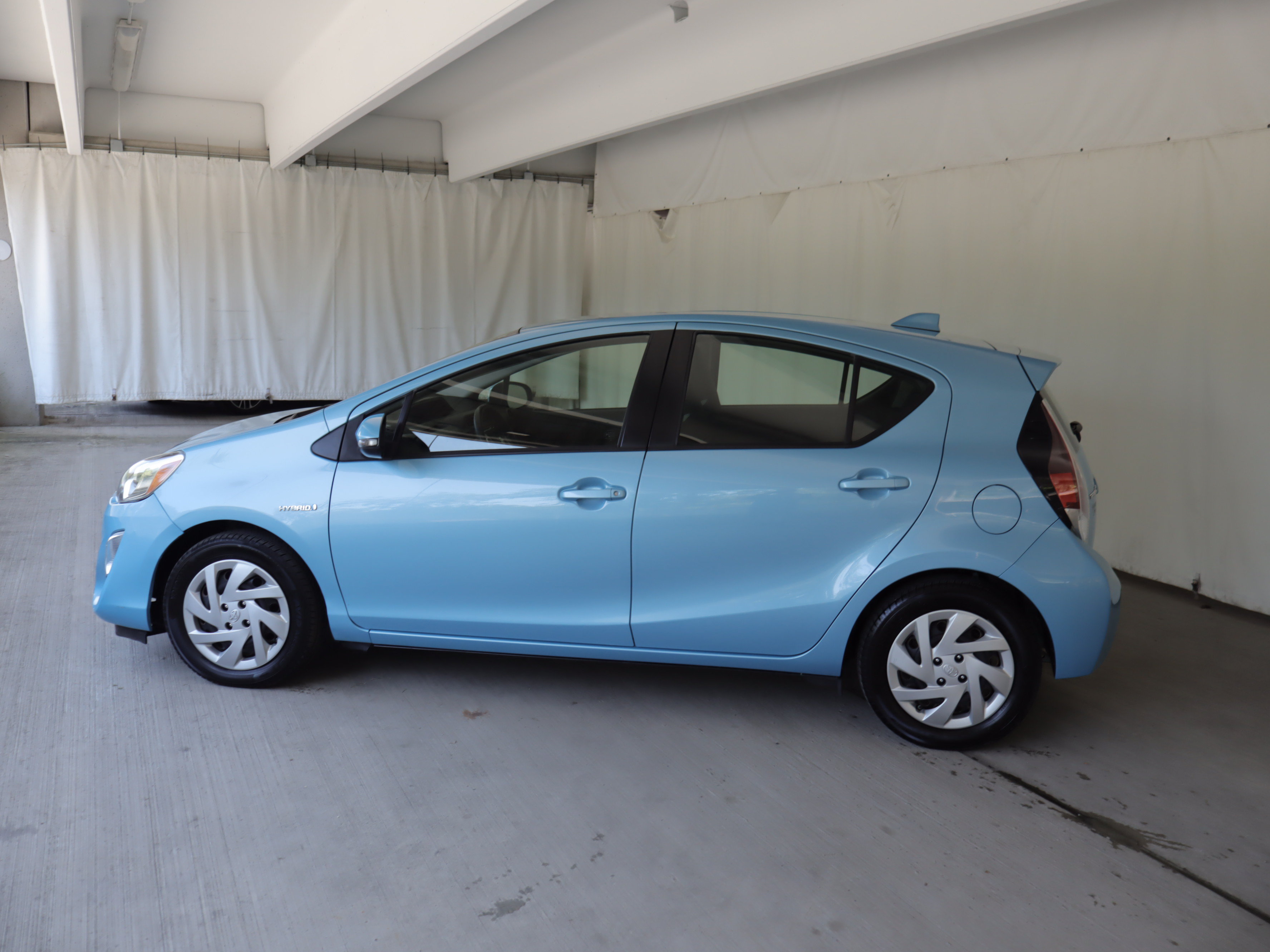 Used 2015 Toyota Prius C One FWD image 21