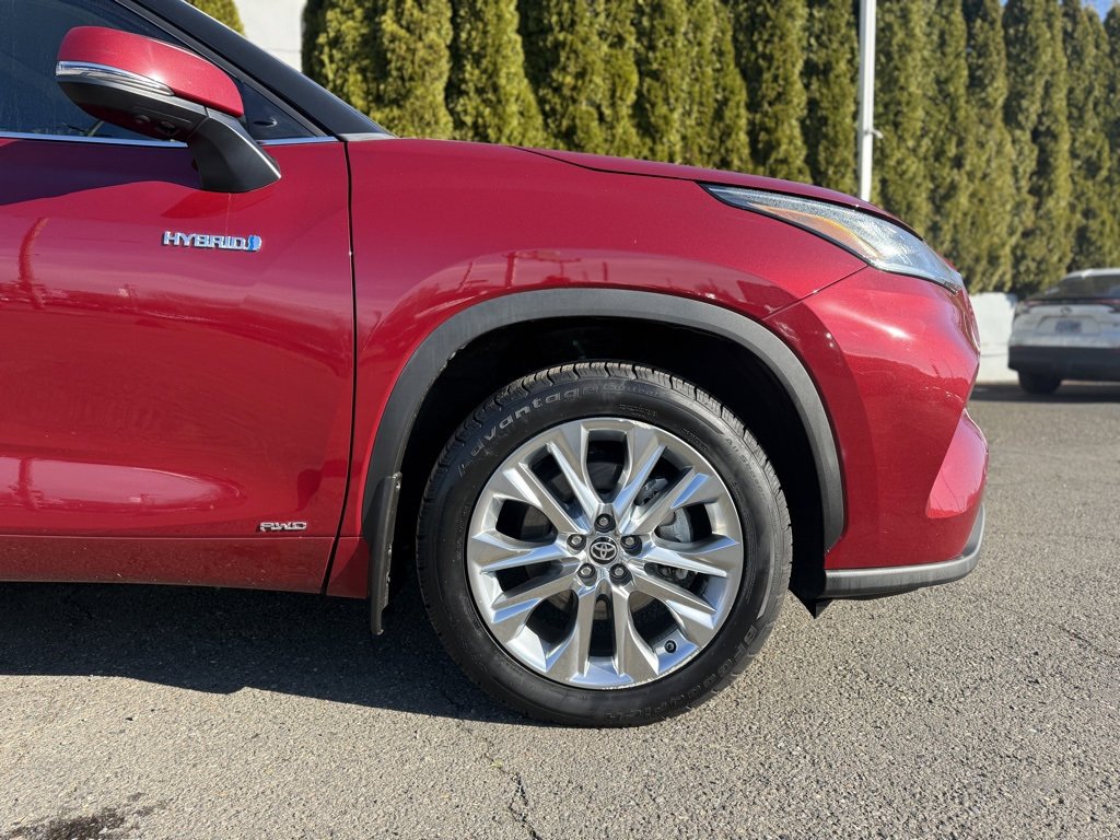Used 2020 Toyota Highlander Limited image 14