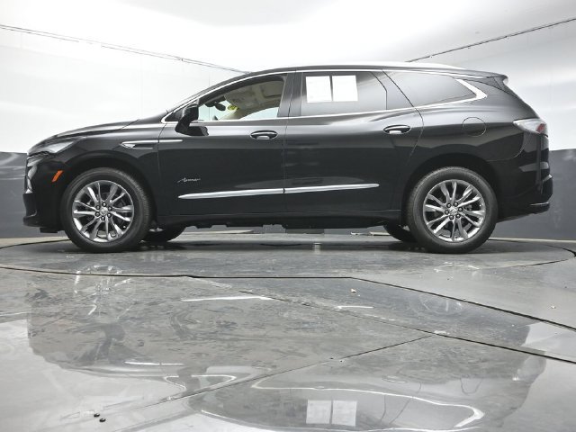 Used 2024 Buick Enclave Avenir FWD image 38