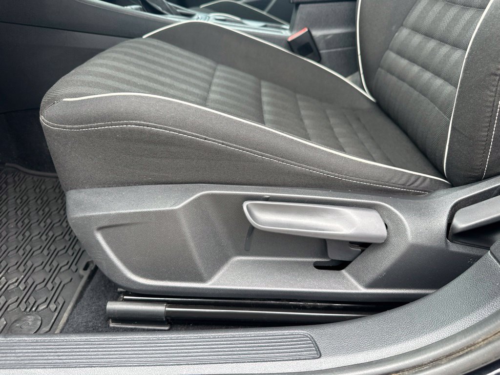 Used 2022 Volkswagen Jetta Sport FWD image 13