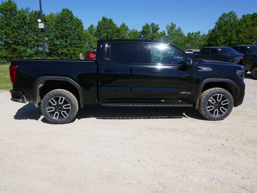 New 2026 GMC Sierra 1500 AT4 w/ AT4 Premium Package AWD/4WD image 3