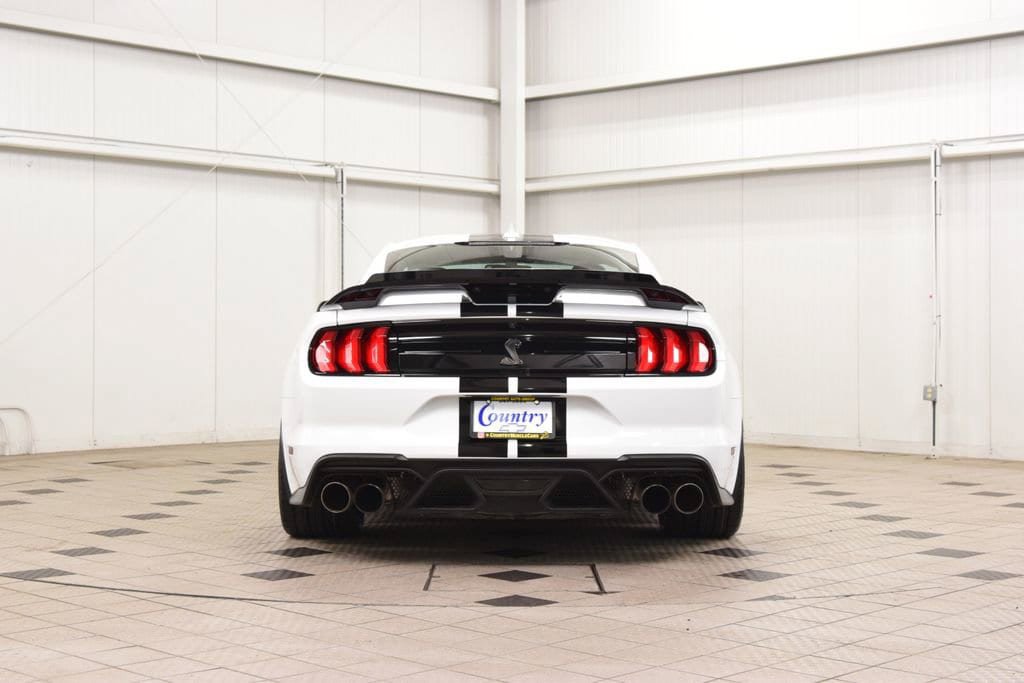 Used 2020 Ford Mustang Shelby GT500 w/ Technology Package RWD image 7