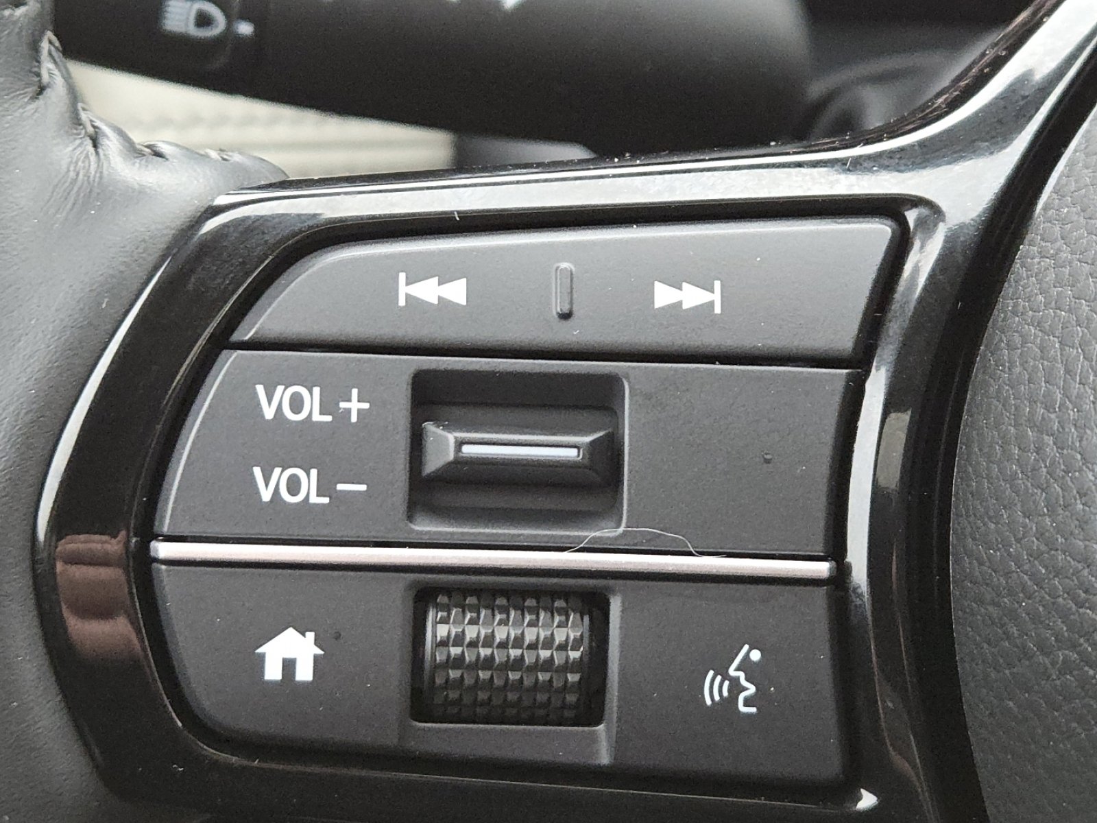 Used 2023 Honda HR-V EX-L image 32