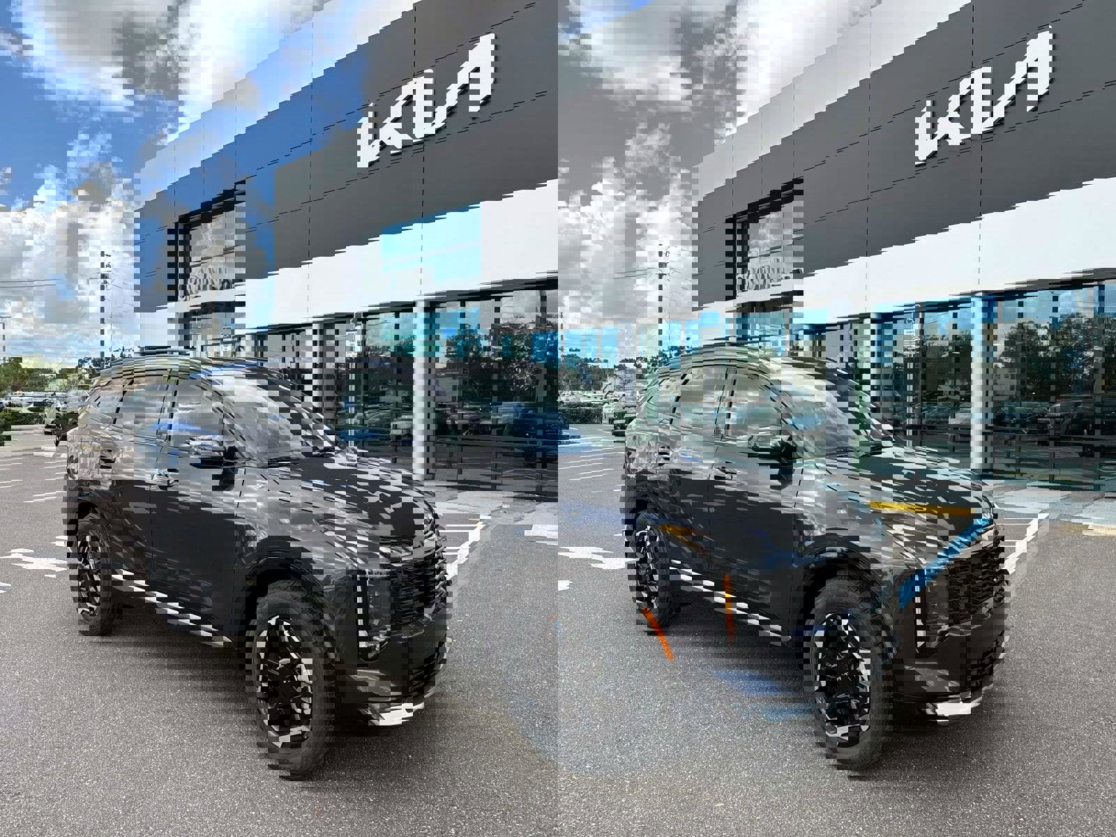 New 2026 Kia Sportage SX image 1