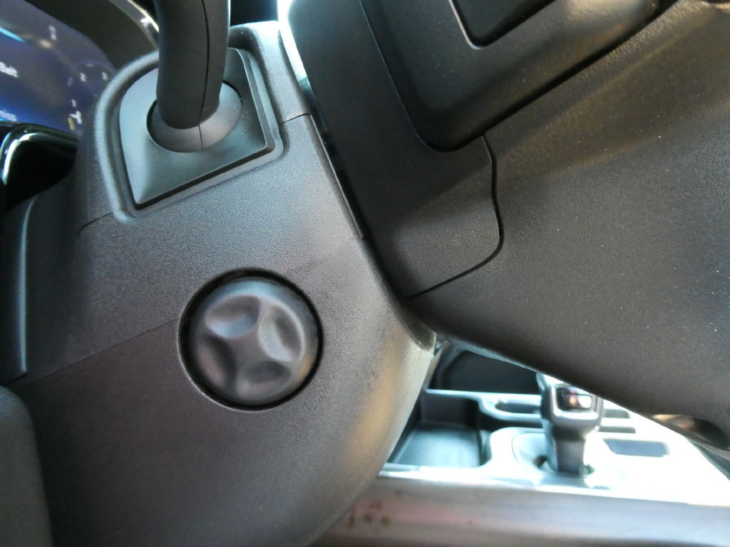 Certified 2024 Chevrolet Silverado 1500 High Country w/ Technology Package AWD/4WD image 31