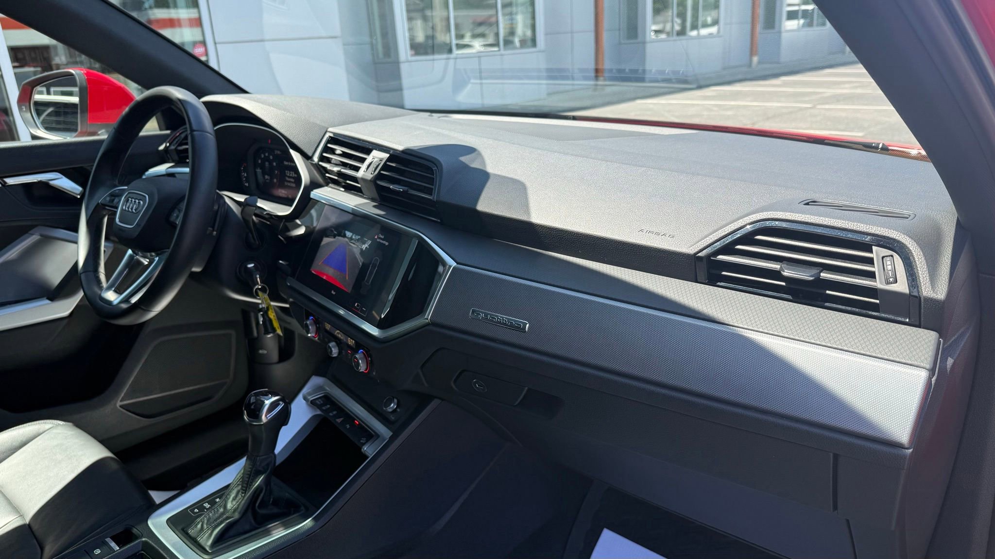 Used 2022 Audi Q3 2.0T Premium AWD/4WD image 17