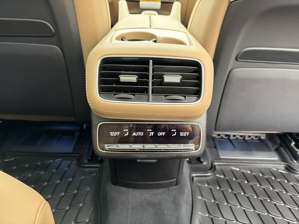 New 2026 Mercedes-Benz GLS 450 4MATIC image 25