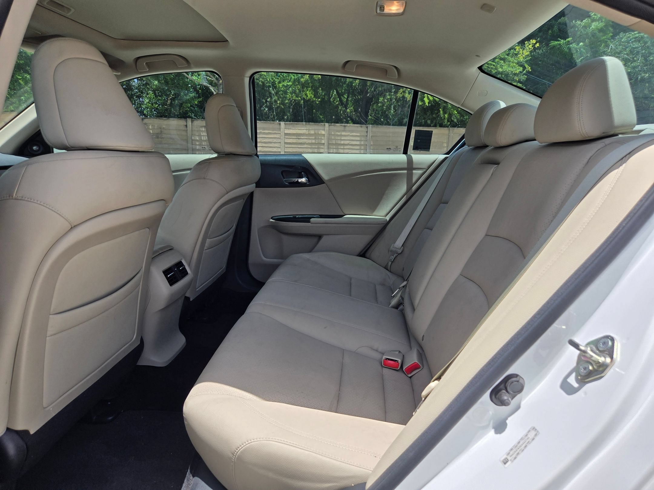 Used 2014 Honda Accord EX-L image 14
