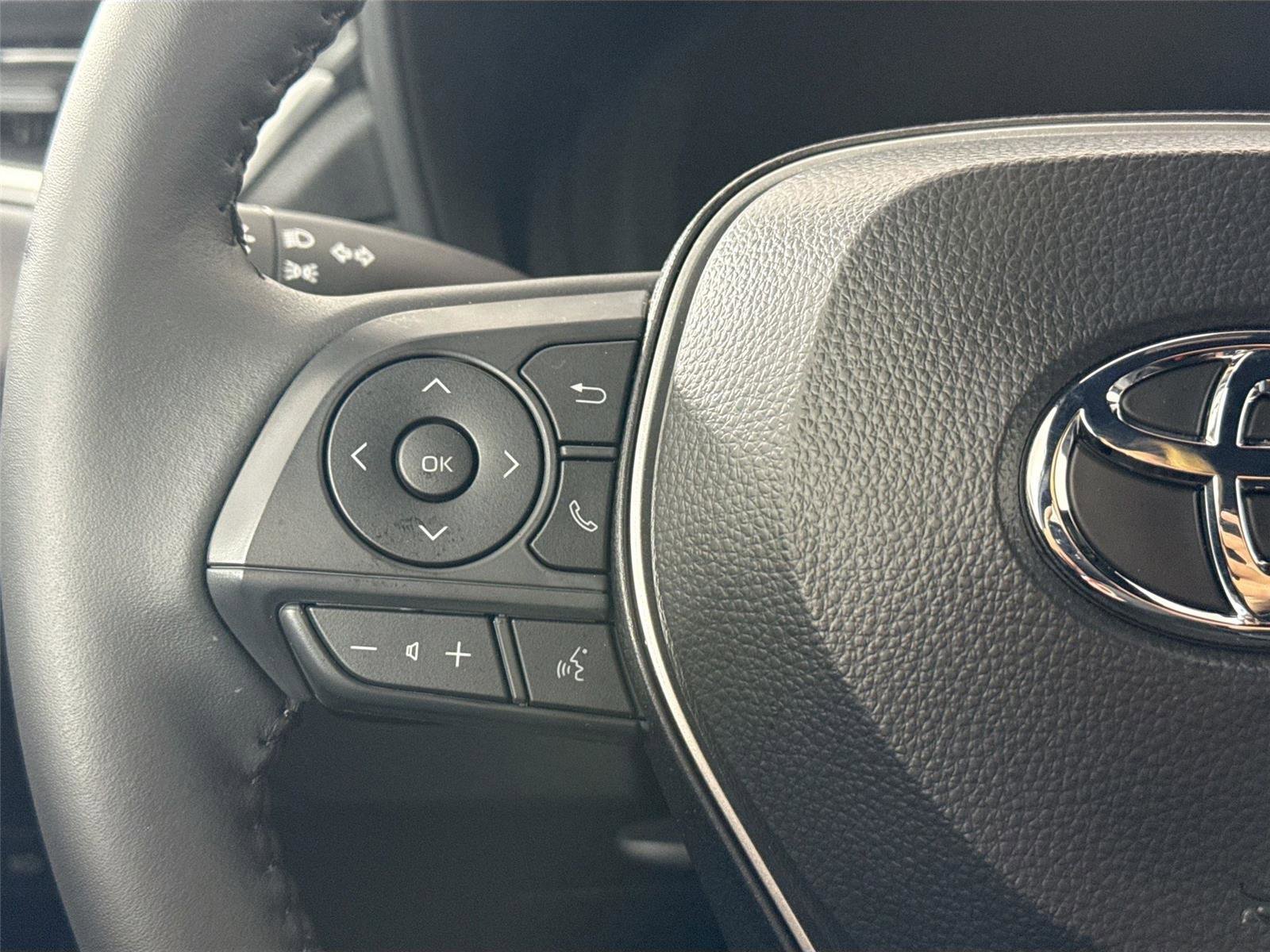 Certified 2026 Toyota Corolla Cross SE image 17