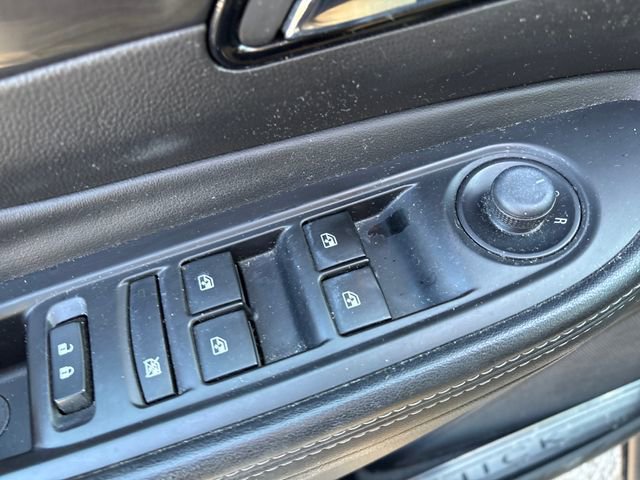 Used 2019 Buick Encore Sport Touring AWD/4WD image 13