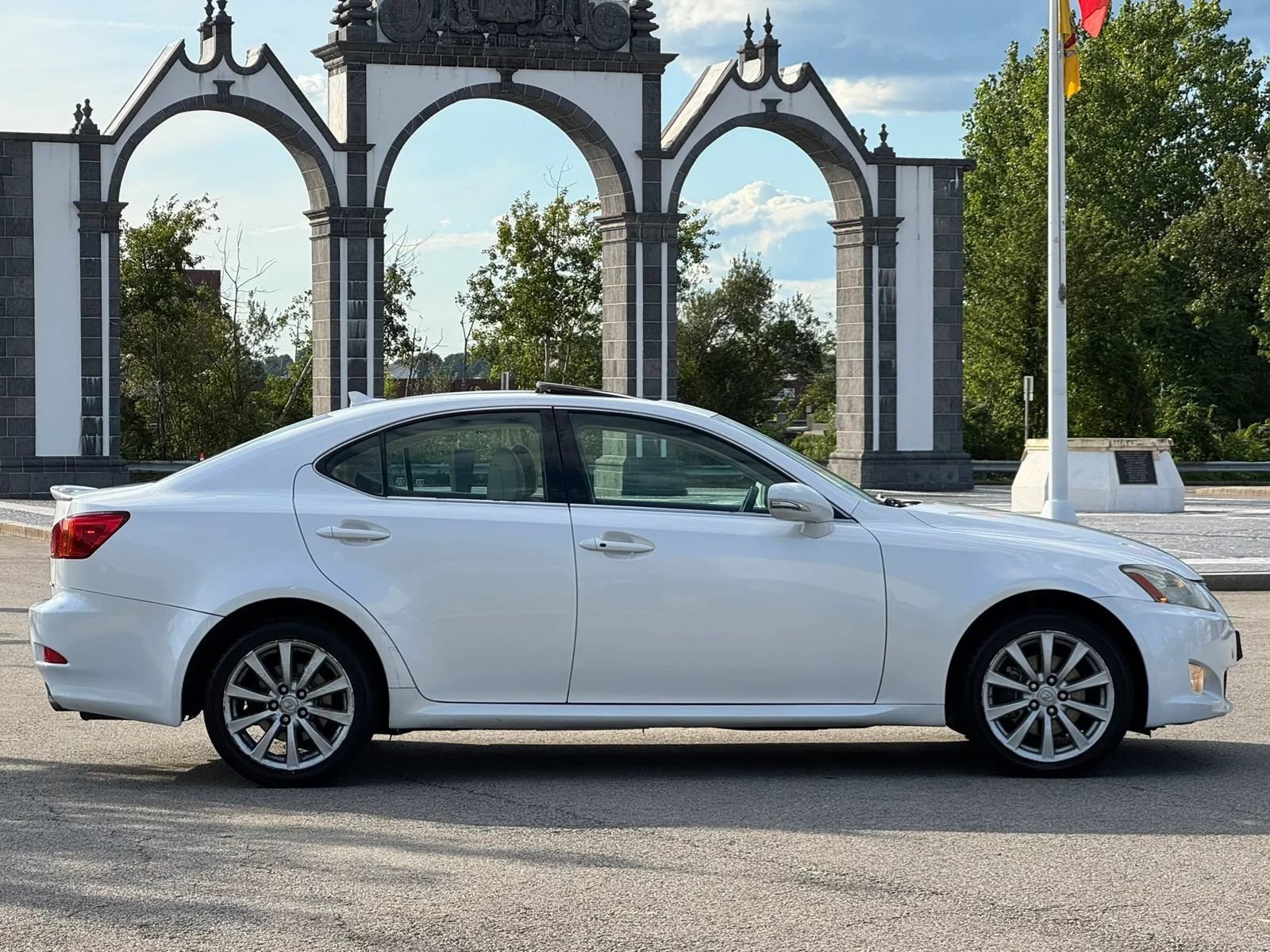 Used 2009 Lexus IS 250 AWD image 5