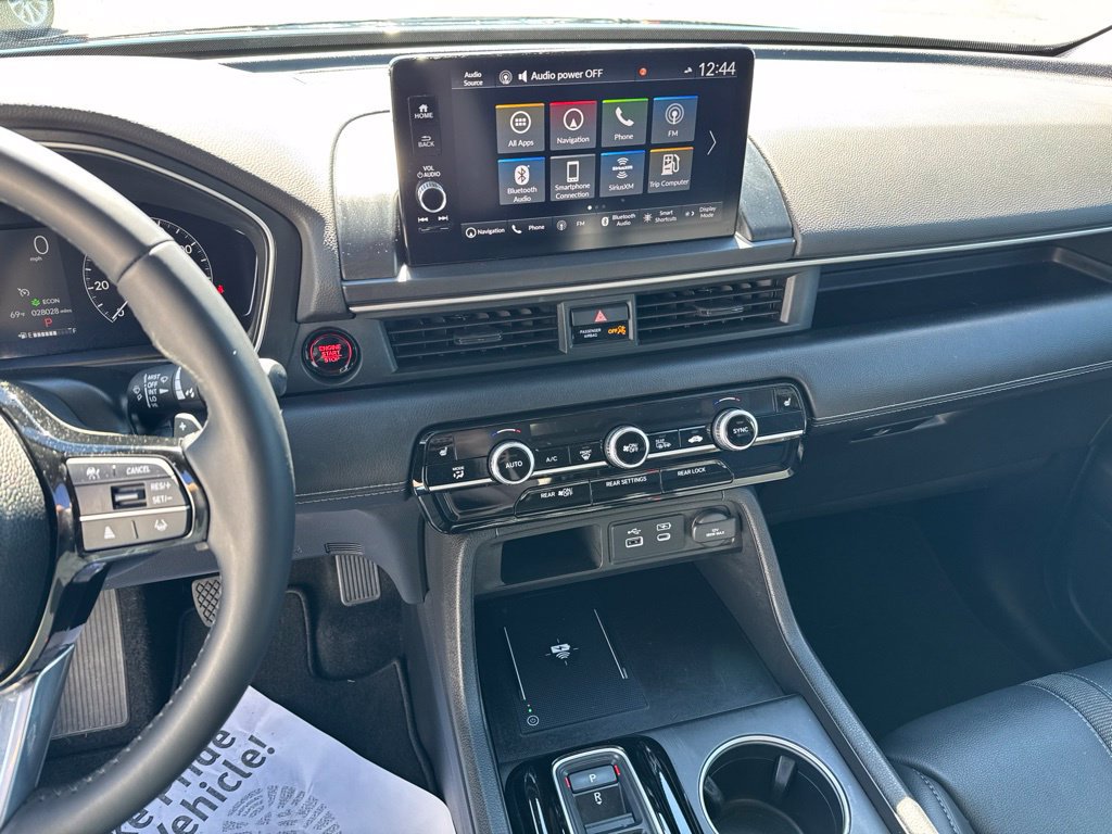 Used 2023 Honda Pilot Touring image 19