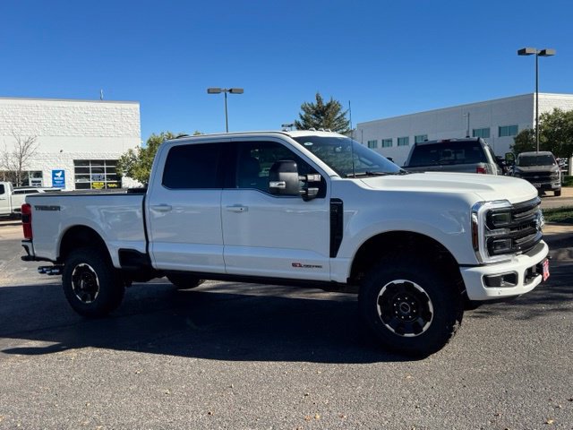 New 2027 Ford F250 Platinum w/ Tremor Off-Road Package AWD/4WD image 7