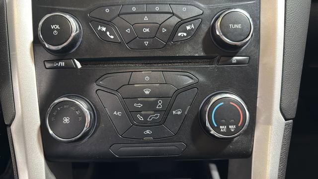 Used 2014 Ford Fusion SE image 22