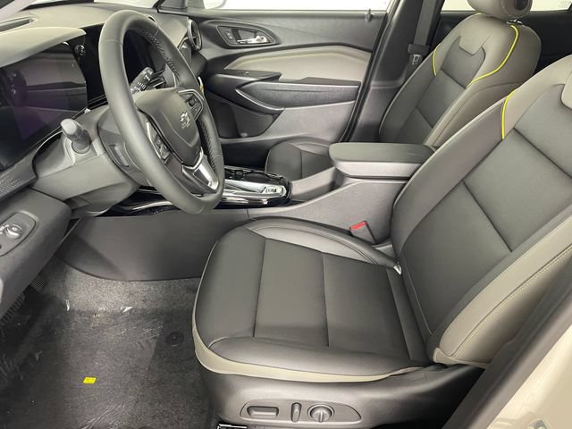 New 2026 Chevrolet Trax ACTIV w/ Driver Confidence Package FWD image 2