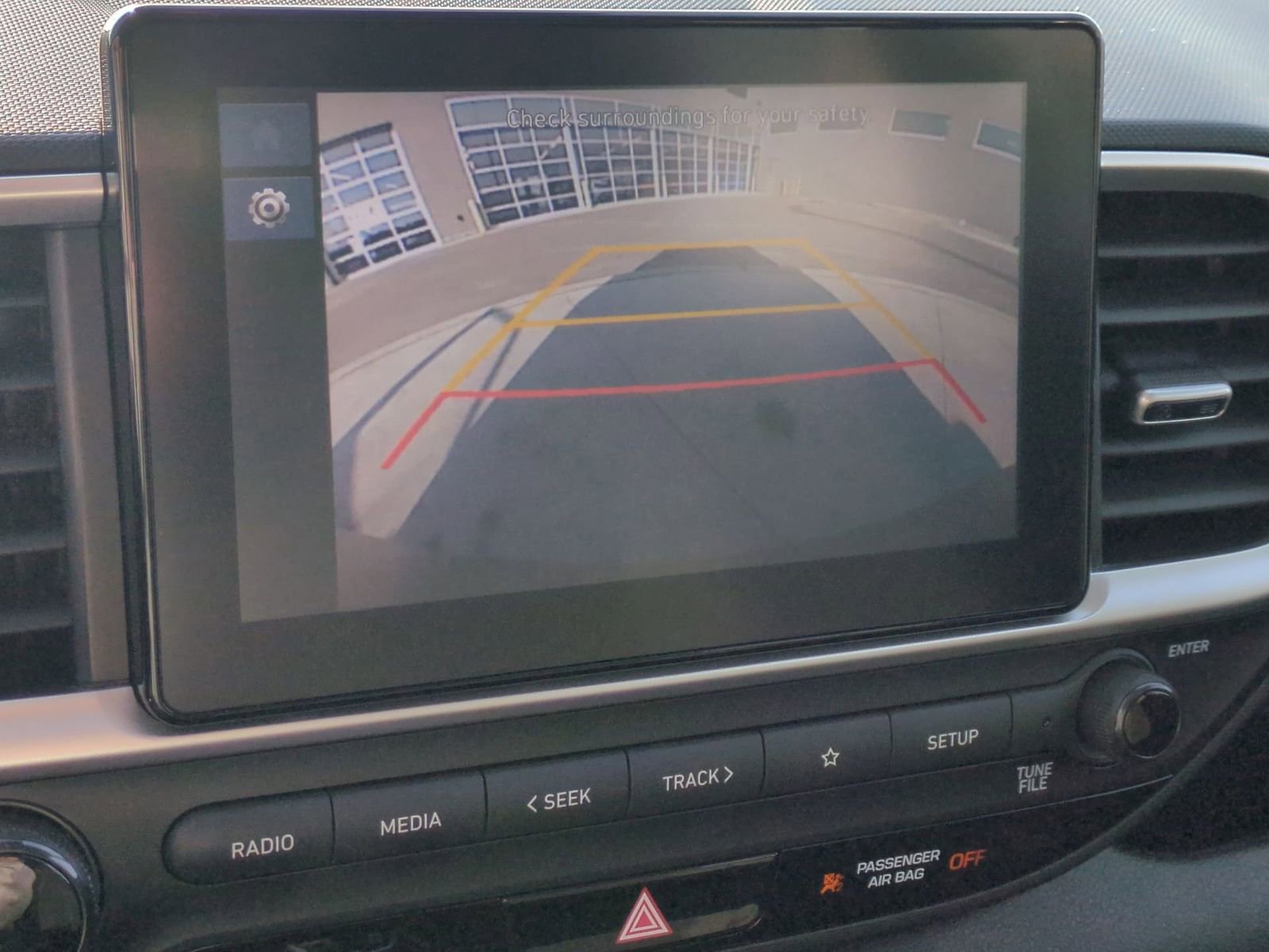 Used 2023 Hyundai Venue SEL image 31