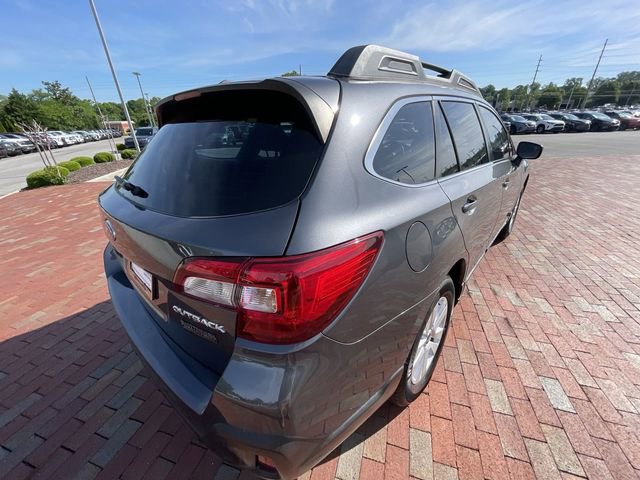 Used 2019 Subaru Outback 2.5i AWD/4WD image 34