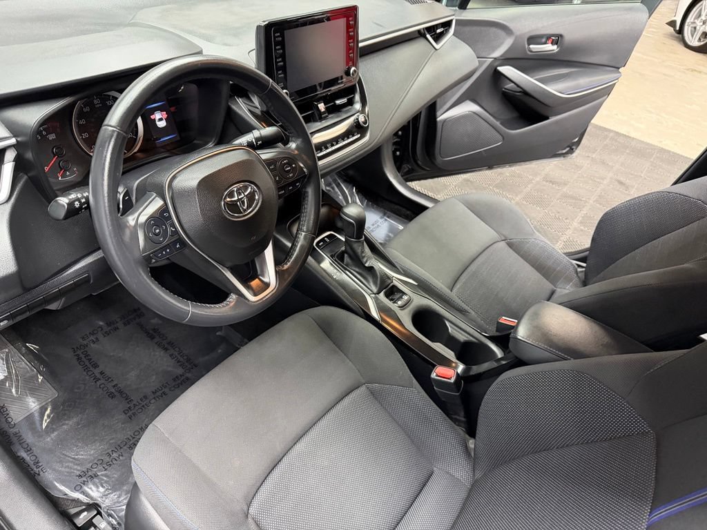Used 2022 Toyota Corolla SE FWD image 31