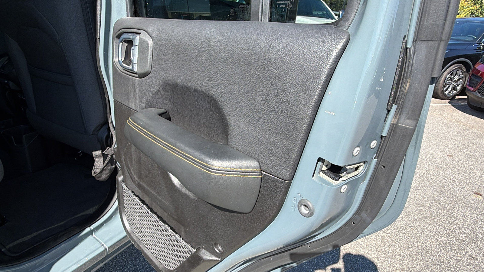 Used 2026 Jeep Wrangler Unlimited Sahara AWD/4WD image 20