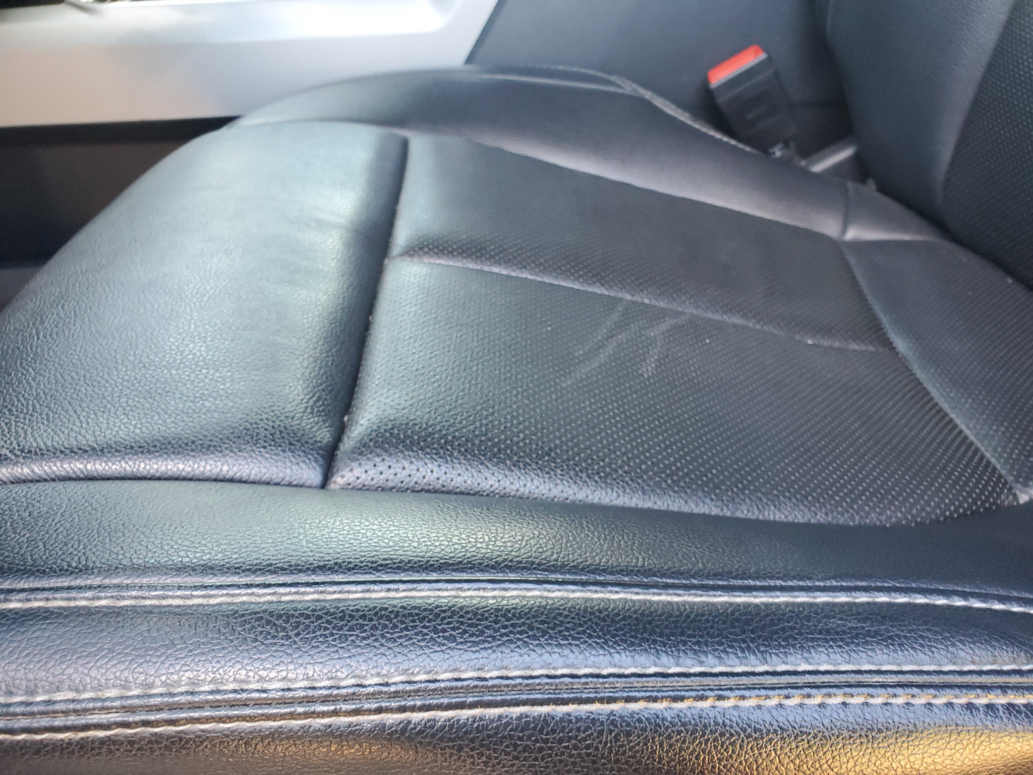 Used 2022 Ford F250 Lariat w/ Lariat Ultimate Package image 23