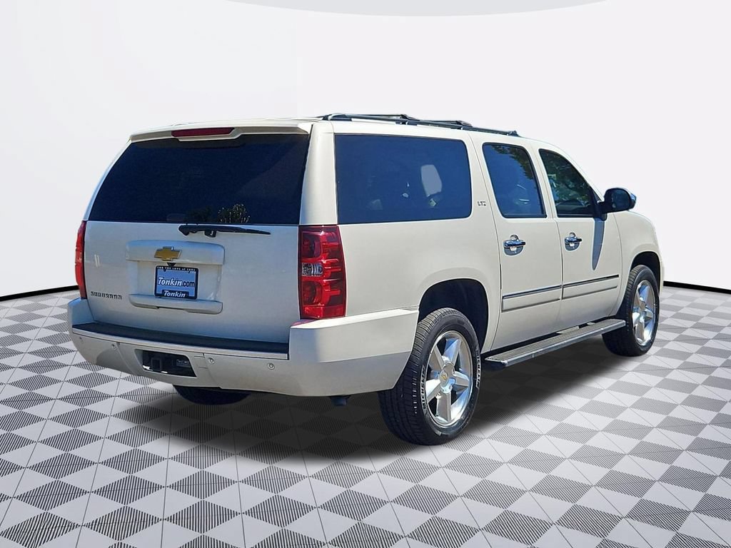 Used 2014 Chevrolet Suburban LTZ AWD/4WD image 6