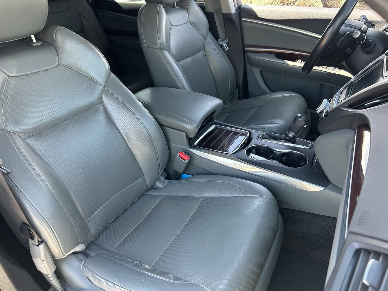 Used 2014 Acura MDX w/ Advance & Entertainment Pac FWD image 12