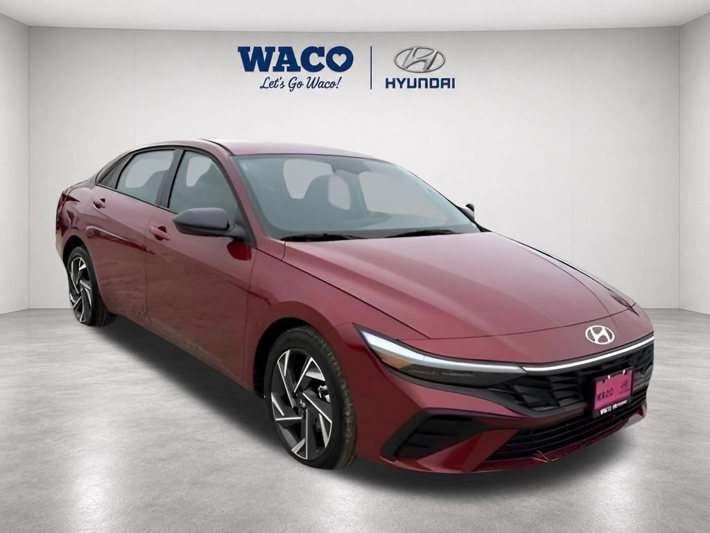 Used 2025 Hyundai Elantra Sport FWD image 15