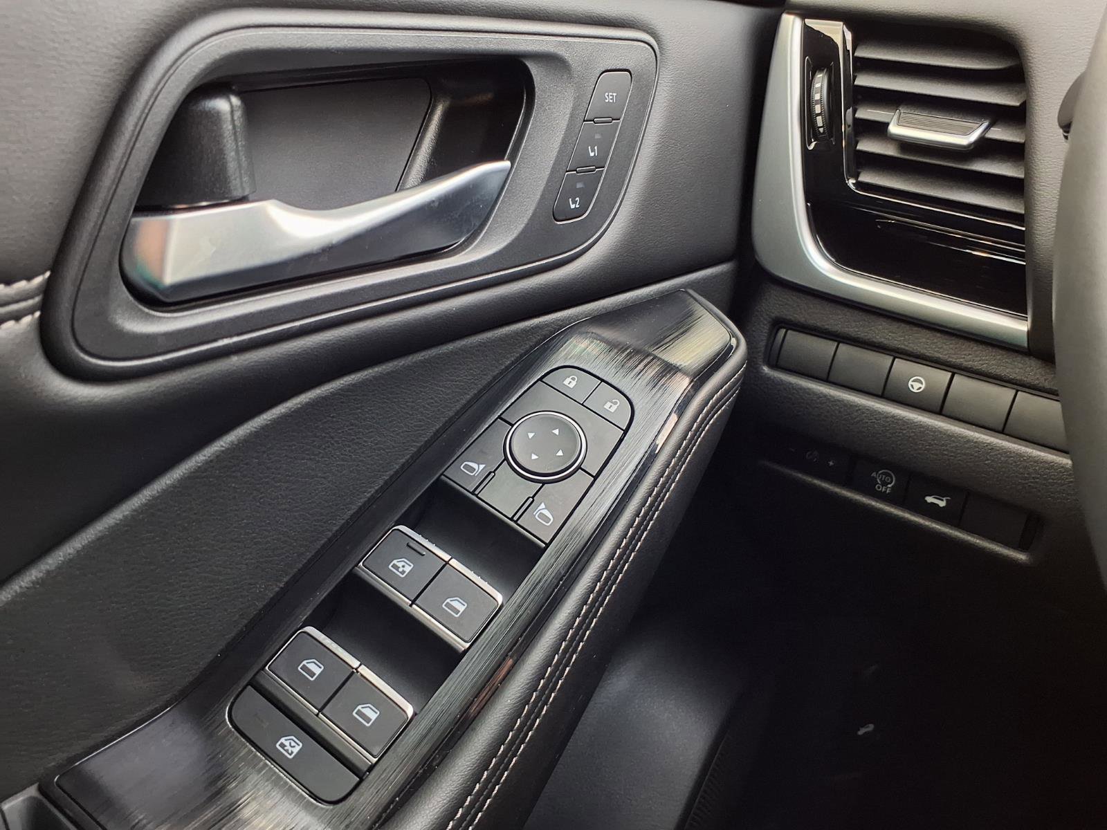 Certified 2023 Nissan Rogue SL w/ SL Premium Package image 22