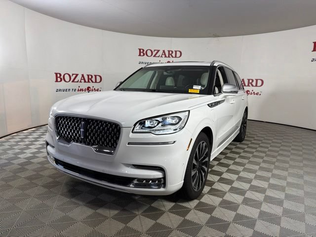 Certified 2021 Lincoln Aviator Black Label Grand Touring w/ Class IV Trailer Tow Package AWD/4WD image 4