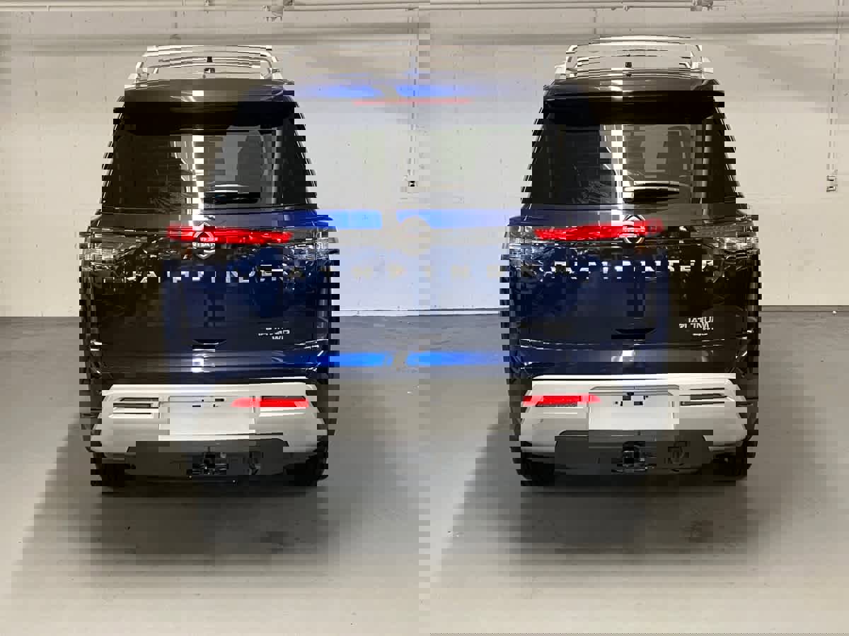Used 2023 Nissan Pathfinder Platinum image 25