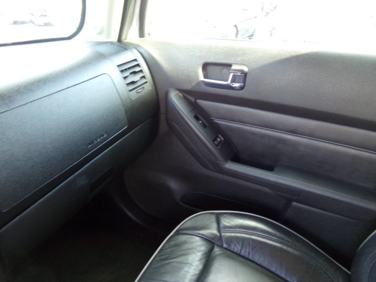 Used 2009 HUMMER H3 Luxury AWD/4WD image 38