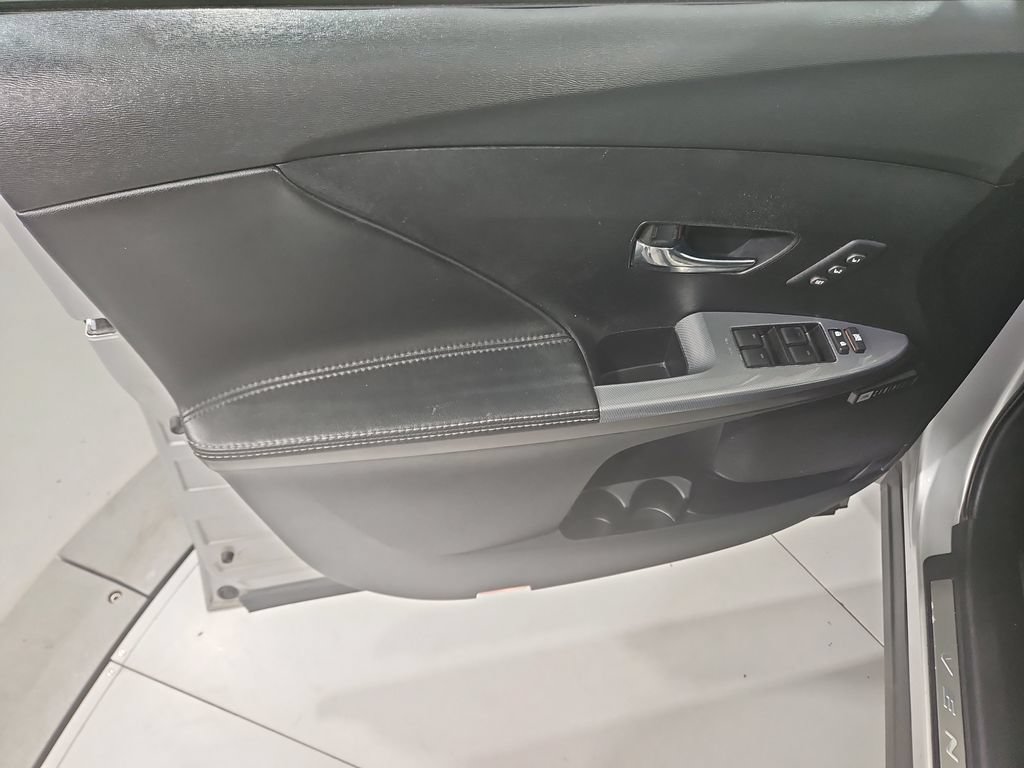 Used 2014 Toyota Venza Limited AWD/4WD image 11