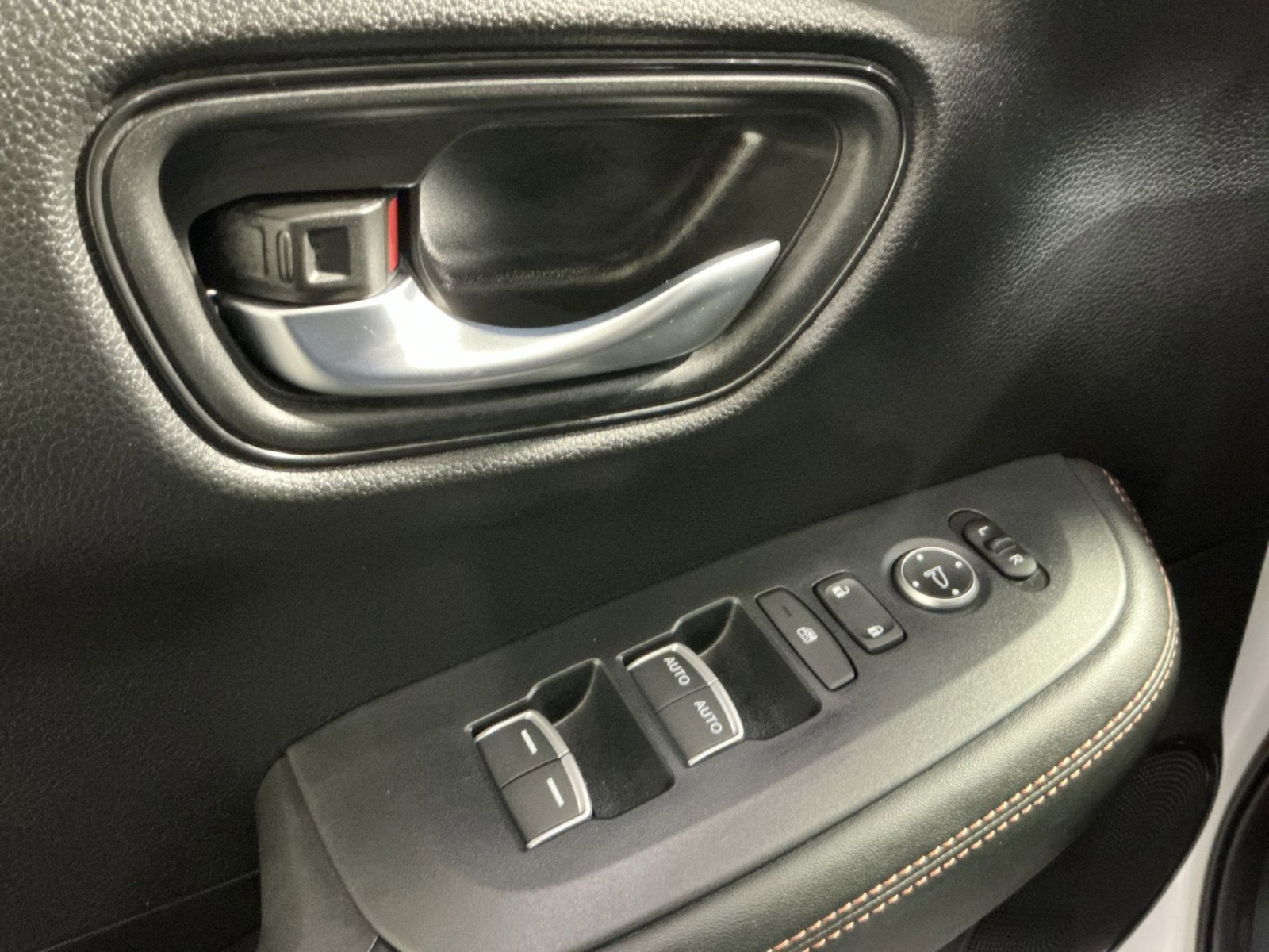 Used 2024 Honda HR-V Sport image 23