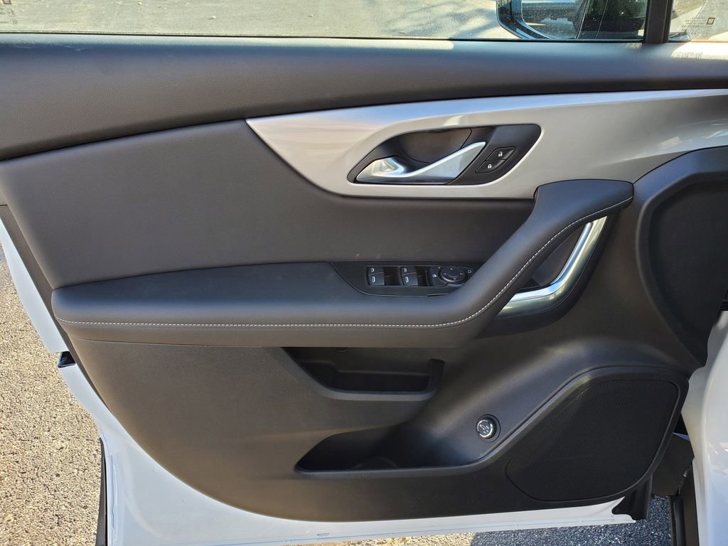 New 2025 Chevrolet Blazer LT w/ Redline Edition image 8