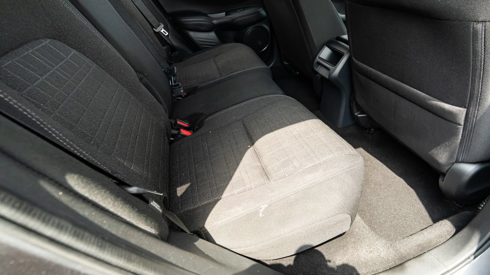 Used 2025 Honda HR-V LX image 16