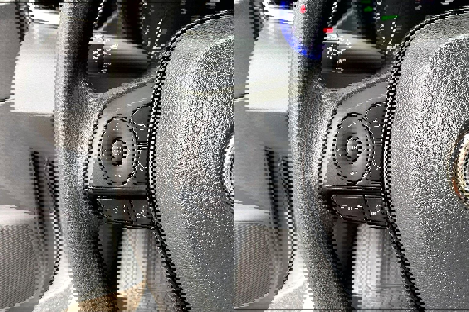 Used 2022 Toyota Corolla LE image 17