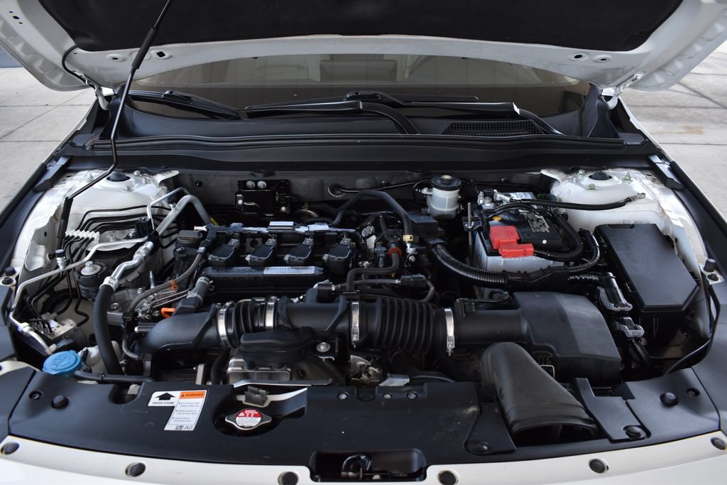 Used 2018 Honda Accord LX image 12