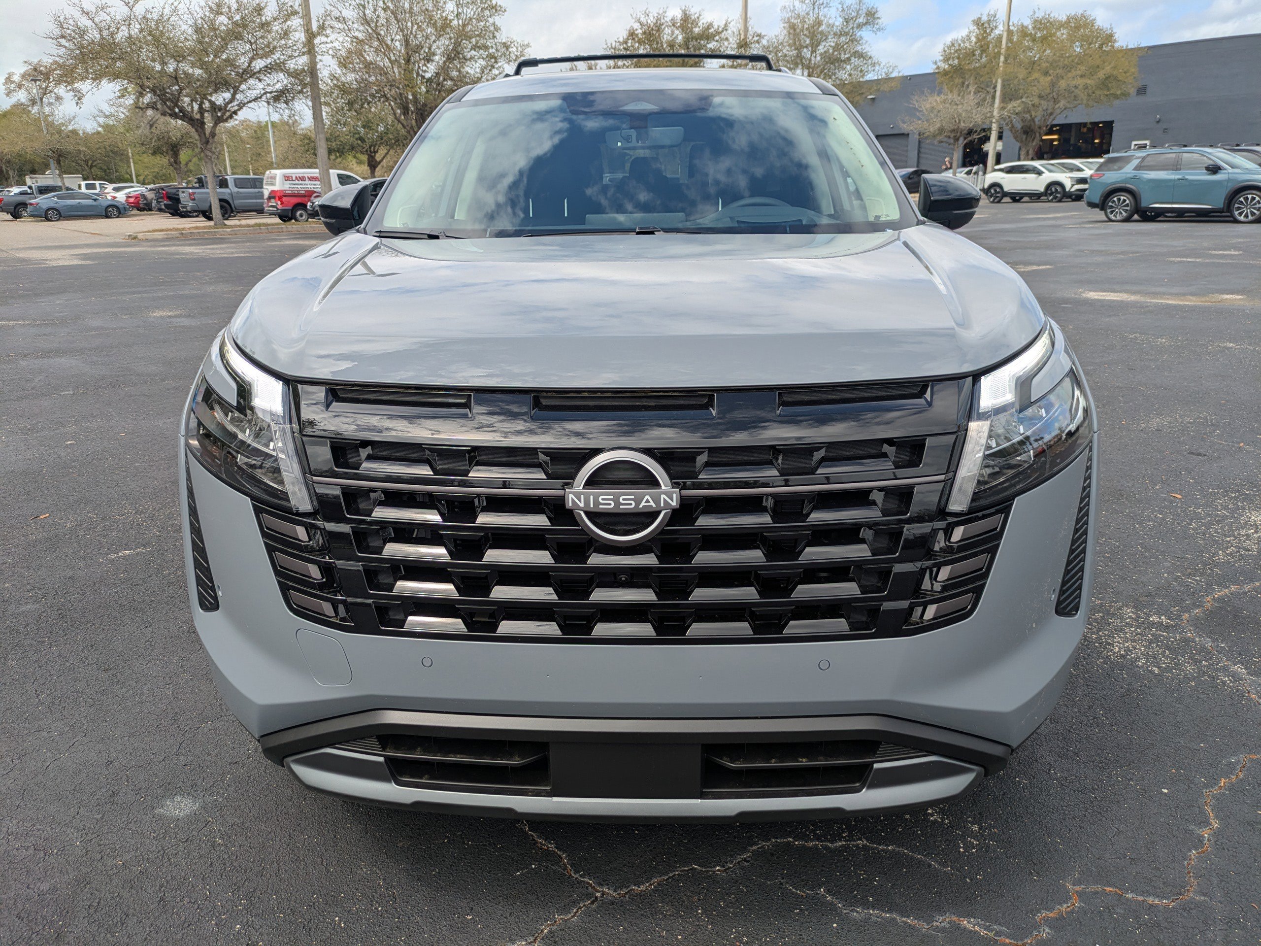 New 2026 Nissan Pathfinder Platinum w/ Cargo Package FWD image 9