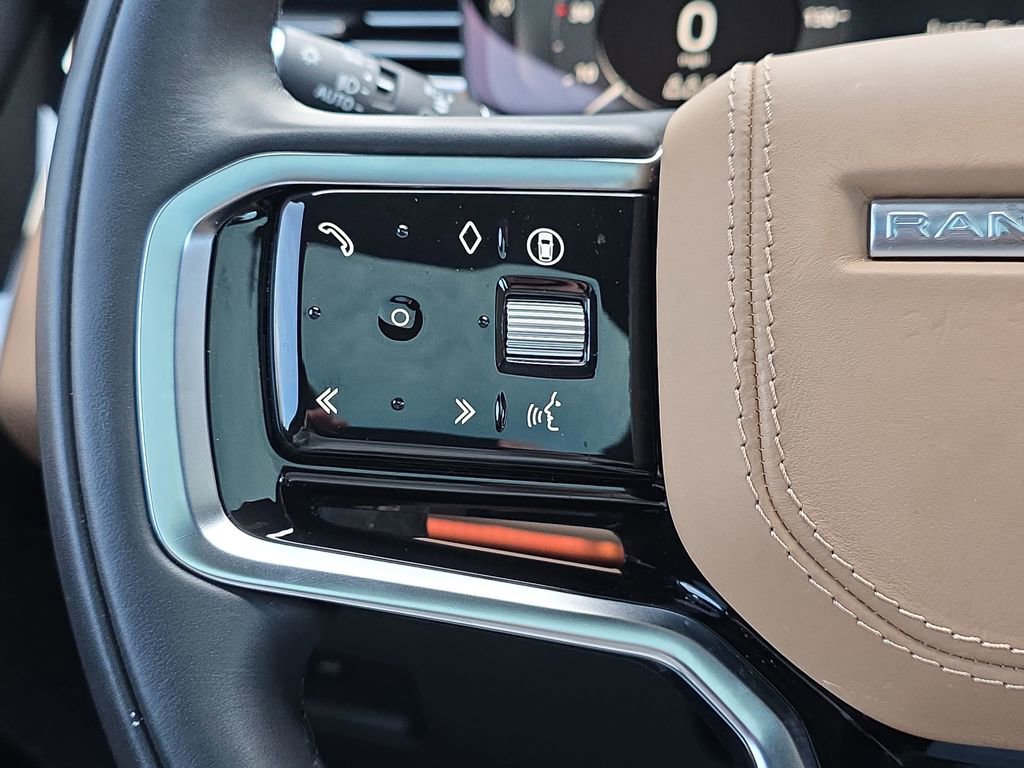 Used 2024 Land Rover Range Rover Sport SE image 20