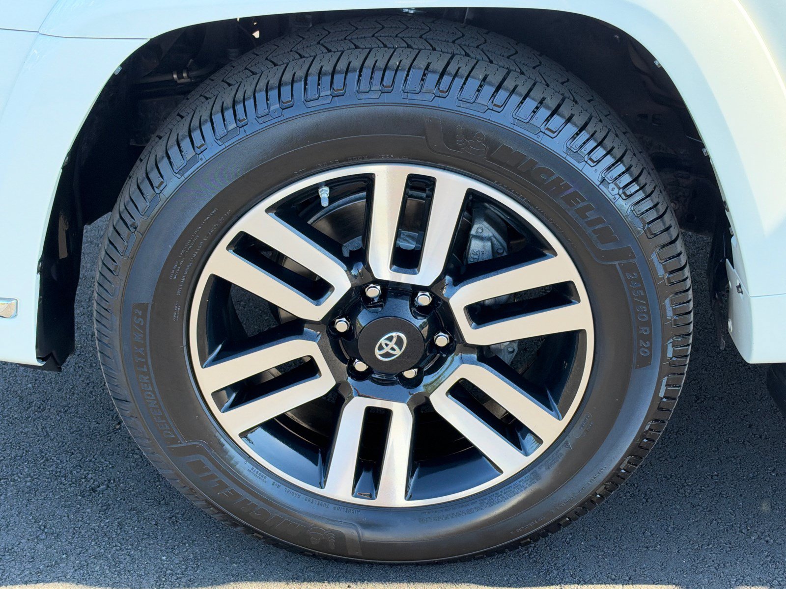 Used 2021 Toyota 4Runner Limited AWD/4WD image 11