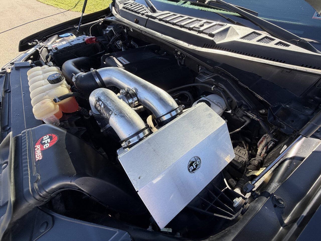 Used 2018 Ford F150 Raptor w/ Equipment Group 802A Luxury AWD/4WD image 12