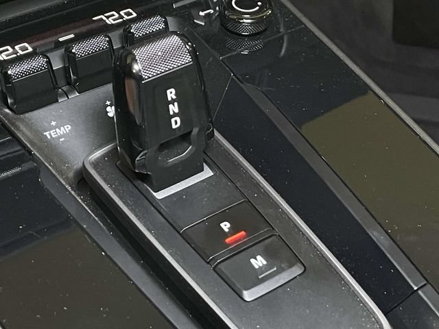 Certified 2023 Porsche 911 Carrera RWD image 27