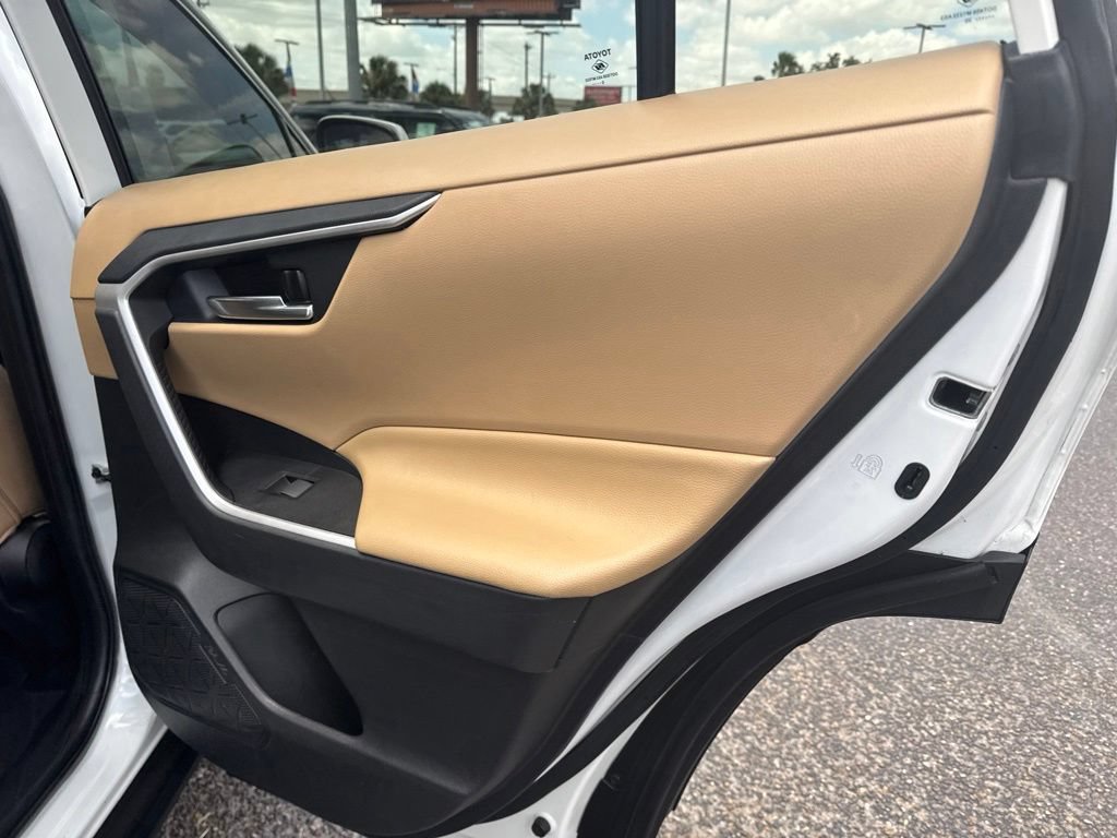 Used 2021 Toyota RAV4 XLE Premium FWD image 21