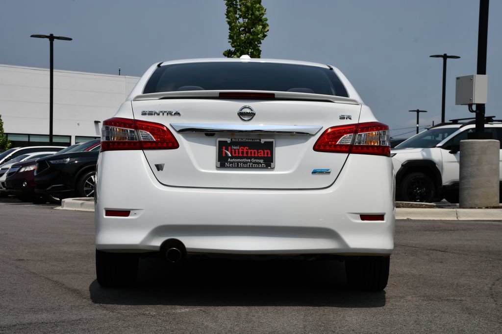 Used 2014 Nissan Sentra SR w/ Premium Package FWD image 8
