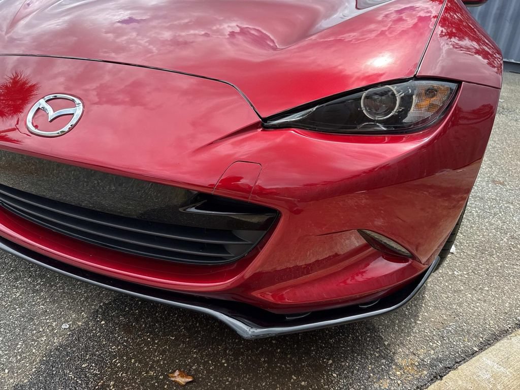 Used 2022 MAZDA MX-5 Miata RF Grand Touring w/ Appearance Package RWD image 10