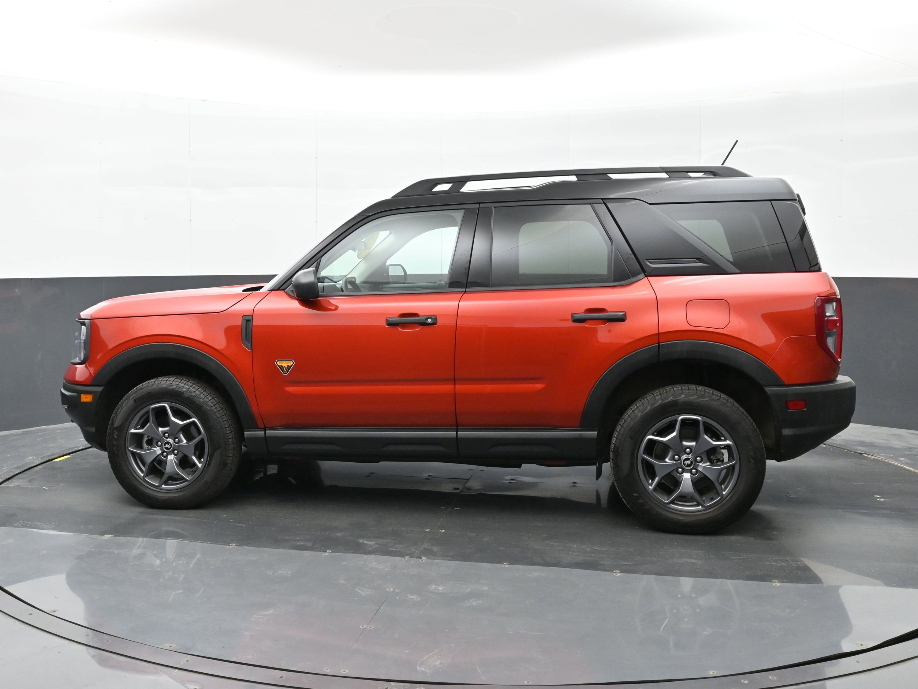 Used 2024 Ford Bronco Sport Badlands AWD/4WD image 9
