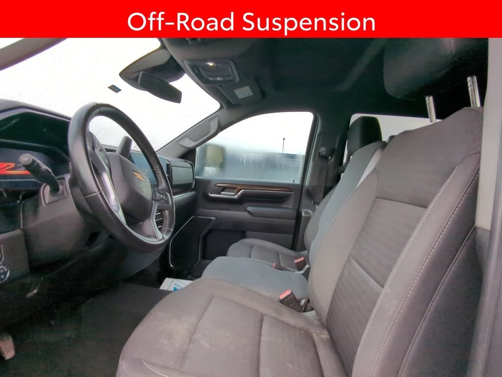 Used 2024 Chevrolet Silverado 2500 LT AWD/4WD image 7