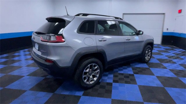 Used 2022 Jeep Cherokee Trailhawk image 8