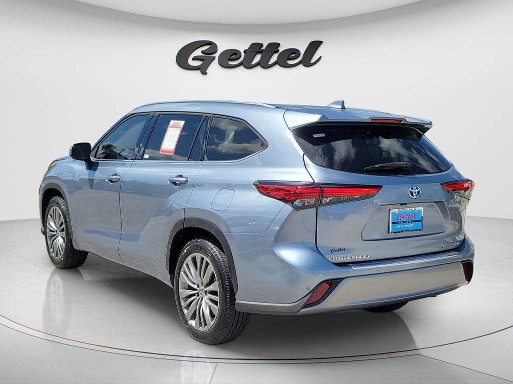 Used 2022 Toyota Highlander Platinum FWD image 6